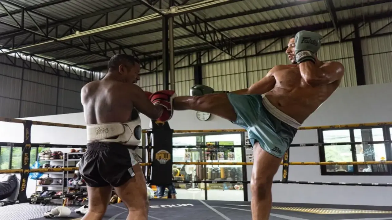 في حوار مثير.. بدر سعد: الصدفة دفعتني نحو الفنون القتالية